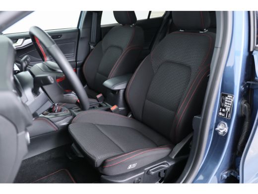 Ford Focus 1.0 EcoBoost Hybrid ST Line X | Panoramadak | Adaptive Cruise| Stoel-/Stuurverwarming | Camera | ... ActivLease financial lease