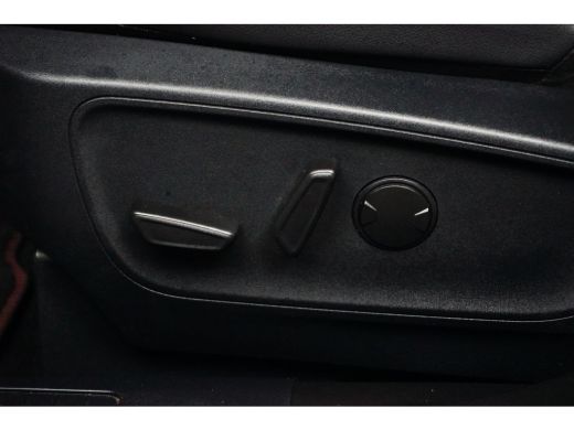 Ford Kuga 2.5 PHEV ST-Line X 225pk | Black Pack |Elek. Achterklep | Adap. Cruise | Elek. Trekhaak | Dodehoek ActivLease financial lease