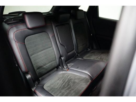 Ford Kuga 2.5 PHEV ST-Line X 225pk | Black Pack |Elek. Achterklep | Adap. Cruise | Elek. Trekhaak | Dodehoek ActivLease financial lease