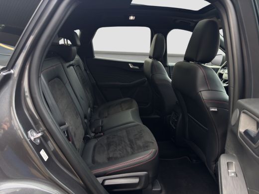 Ford Kuga 2.5 PHEV ST-Line X | Trekhaak | Pano | Adap. Cruise | Carplay | Winter Pack ActivLease financial lease