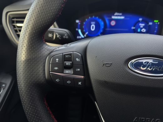 Ford Kuga 2.5 PHEV ST-Line X | Trekhaak | Pano | Adap. Cruise | Carplay | Winter Pack ActivLease financial lease