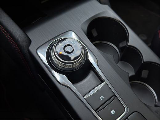 Ford Kuga 2.5 PHEV ST-Line X | Trekhaak | Pano | Adap. Cruise | Carplay | Winter Pack ActivLease financial lease