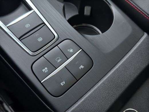 Ford Kuga 2.5 PHEV ST-Line X | Trekhaak | Pano | Adap. Cruise | Carplay | Winter Pack ActivLease financial lease