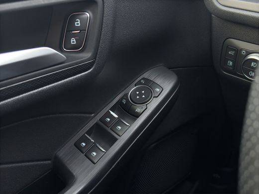 Ford Kuga 2.5 PHEV ST-Line X | Trekhaak | Pano | Adap. Cruise | Carplay | Winter Pack ActivLease financial lease