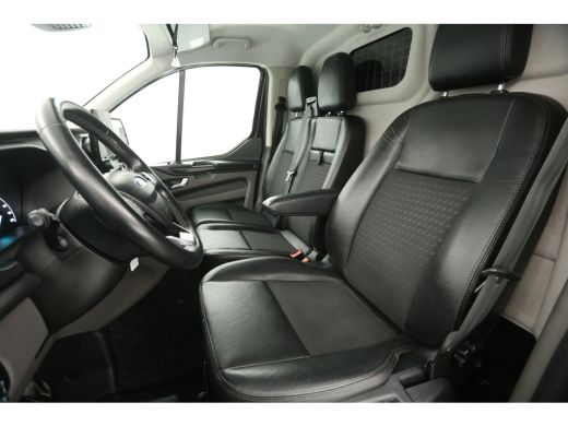 Ford Transit Custom 320 2.0 TDCI L2H1 Sport | 185PK | Aut. | Airco | Adaptive Cruise | 3-Zits | Camera | Trekh. | Car... ActivLease financial lease