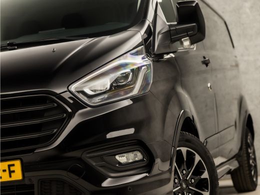 Ford Transit Custom 320 2.0 TDCI L2H1 Sport 185Pk Automaat (APPLE CARPLAY, GROOT NAVI, CAMERA, LEDER, XENON, PARKEERS... ActivLease financial lease