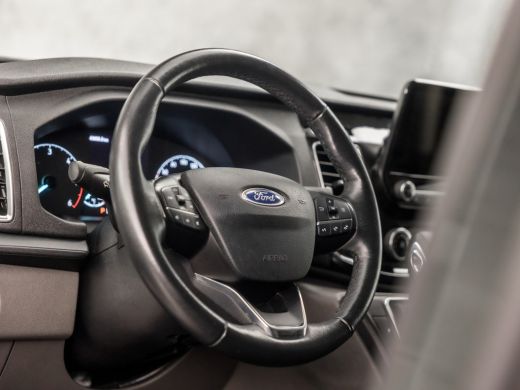 Ford Transit Custom 320 2.0 TDCI L2H1 Sport 185Pk Automaat (APPLE CARPLAY, GROOT NAVI, CAMERA, LEDER, XENON, PARKEERS... ActivLease financial lease