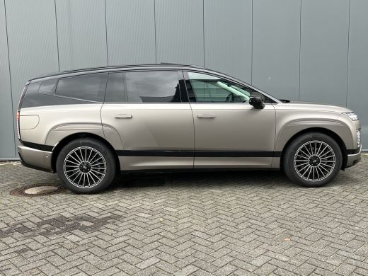 Hyundai IONIQ 9 9 Lounge AWD+ 7p. 110.3 kWh 429pk | Unieke Two Tone Wrap | Premium Audio | Adaptive cruise contro... ActivLease financial lease