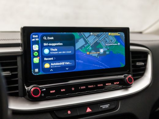 Kia Ceed Sportswagon 1.0 T-GDi DynamicLine (APPLE CARPLAY, GROOT NAVI, CAMERA, XENON, GETINT GLAS, SPORTSTOELEN, PARKE... ActivLease financial lease