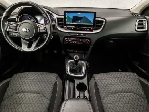 Kia Ceed Sportswagon 1.0 T-GDi DynamicLine (APPLE CARPLAY, GROOT NAVI, CAMERA, XENON, GETINT GLAS, SPORTSTOELEN, PARKE... ActivLease financial lease