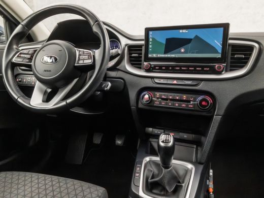 Kia Ceed Sportswagon 1.0 T-GDi DynamicLine (APPLE CARPLAY, GROOT NAVI, CAMERA, XENON, GETINT GLAS, SPORTSTOELEN, PARKE... ActivLease financial lease