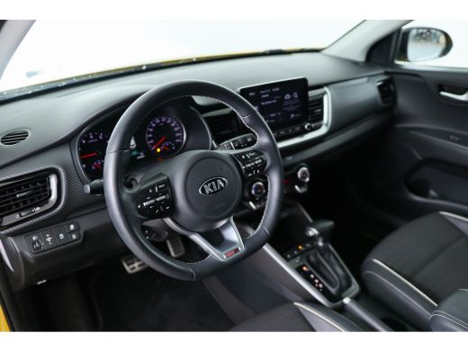 Kia Stonic 1.0 T-GDi MHEV GT-Line | Automaat | Trekhaak | Stoel-/Stuurverwarming | Camera | Keyless | Adapti... ActivLease financial lease