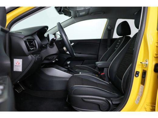 Kia Stonic 1.0 T-GDi MHEV GT-Line | Automaat | Trekhaak | Stoel-/Stuurverwarming | Camera | Keyless | Adapti... ActivLease financial lease