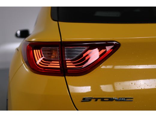 Kia Stonic 1.0 T-GDi MHEV GT-Line | Automaat | Trekhaak | Stoel-/Stuurverwarming | Camera | Keyless | Adapti... ActivLease financial lease