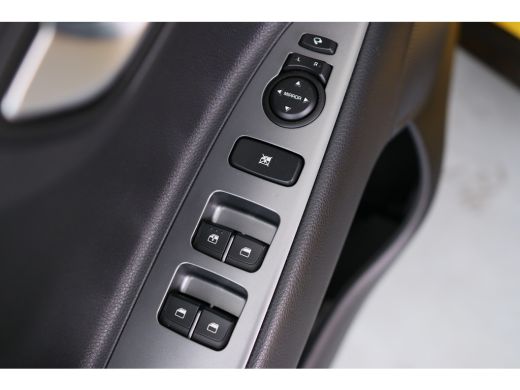 Kia Stonic 1.0 T-GDi MHEV GT-Line | Automaat | Trekhaak | Stoel-/Stuurverwarming | Camera | Keyless | Adapti... ActivLease financial lease