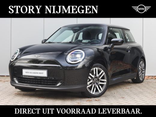 Mini 3-Deurs Cooper E / Classic / Pakket S / 17 inch Parallel Spoke 2-tone Mini 3-Deurs Cooper E / Classic / Pakket S / 17 inch Parallel Spoke 2-tone