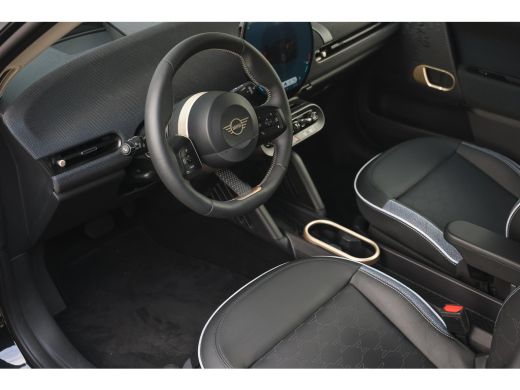 Mini 3-Deurs Cooper E / Classic / Pakket S / 17 inch Parallel Spoke 2-tone ActivLease financial lease
