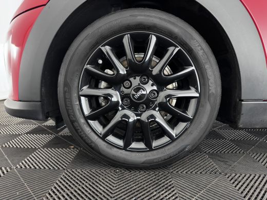 Mini Cooper 1.5 Cooper Business Edition (INCL-BTW) *LEATHER-FABRIC | FULL-LED | DIGI-COCKPIT | SPORT-SEATS | ... ActivLease financial lease