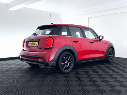 Mini Cooper 1.5 Cooper Business Edition (INCL-BTW) *LEATHER-FABRIC | FULL-LED | DIGI-COCKPIT | SPORT-SEATS | ... ActivLease financial lease