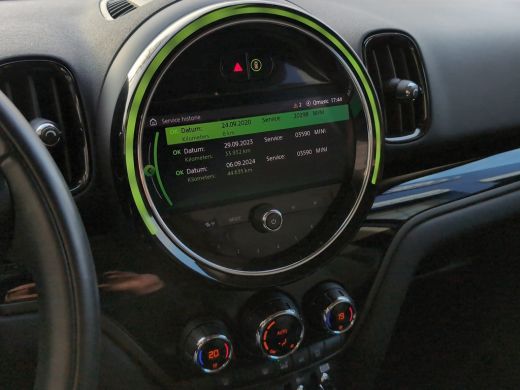 Mini Countryman 2.0 Cooper S E ALL4 | Cruise Control | Climate Control | Navigatie ActivLease financial lease