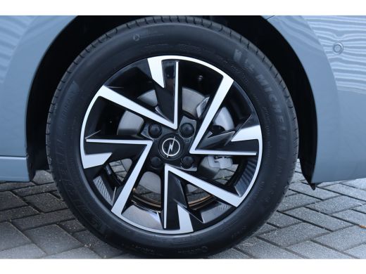 Opel Corsa 1.2 TURBO 100PK GS / NAVI / LEDER / CLIMA / LED / PDC / 16" LMV / CAMERA / 1E EIGENAAR / NIEUWSTA... ActivLease financial lease