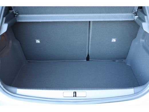 Opel Corsa 1.2 TURBO 100PK GS / NAVI / LEDER / CLIMA / LED / PDC / 16" LMV / CAMERA / 1E EIGENAAR / NIEUWSTA... ActivLease financial lease