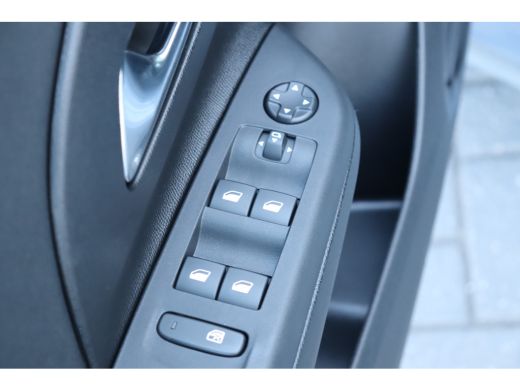 Opel Corsa 1.2 TURBO 100PK GS / NAVI / LEDER / CLIMA / LED / PDC / 16" LMV / CAMERA / 1E EIGENAAR / NIEUWSTA... ActivLease financial lease