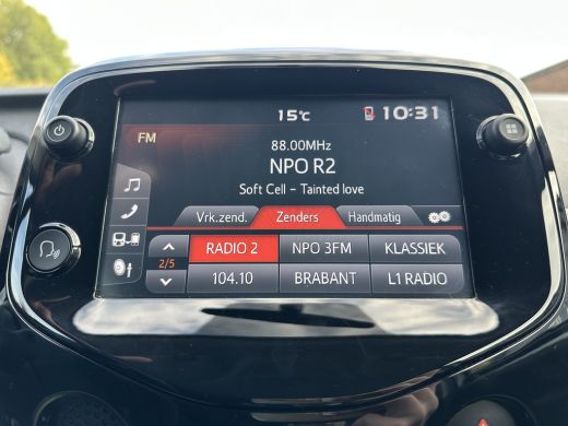 Peugeot 108 1.0 e-VTi Allure | APPLE CARPLAY/ANDROID AUTO| CAMERA| CLIMATE CONTROL| MISTLAMP VOOR| ActivLease financial lease