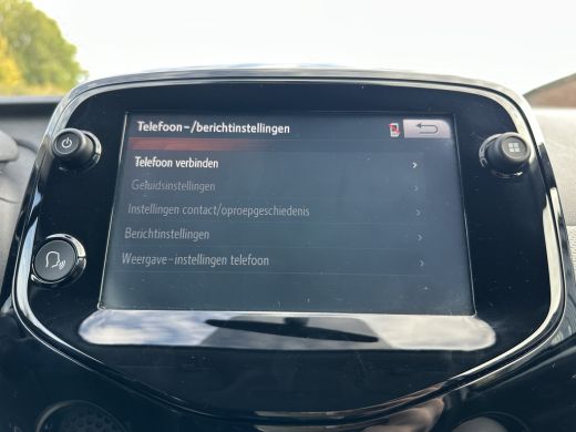 Peugeot 108 1.0 e-VTi Allure | APPLE CARPLAY/ANDROID AUTO| CAMERA| CLIMATE CONTROL| MISTLAMP VOOR| ActivLease financial lease