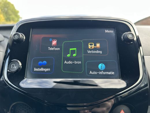 Peugeot 108 1.0 e-VTi Allure | APPLE CARPLAY/ANDROID AUTO| CAMERA| CLIMATE CONTROL| MISTLAMP VOOR| ActivLease financial lease