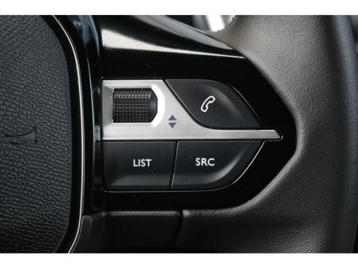 Peugeot 2008 1.2 Hybrid 136 Allure | Cruise | Carplay | Clima | DAB | Parkeersens. V+A | LED | LMV 17" | Cruis... ActivLease financial lease