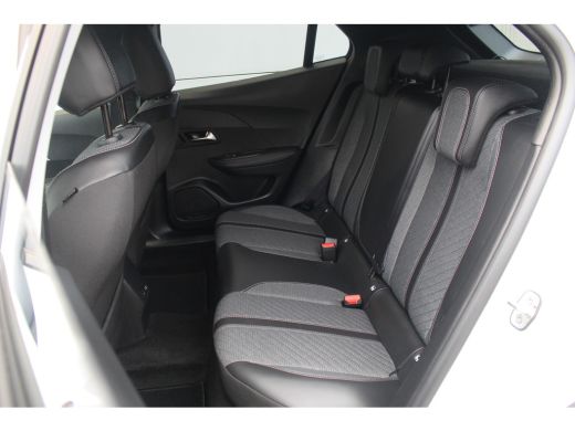 Peugeot 2008 1.2 Hybrid 136 Allure | Cruise | Carplay | Clima | DAB | Parkeersens. V+A | LED | LMV 17" | Cruis... ActivLease financial lease