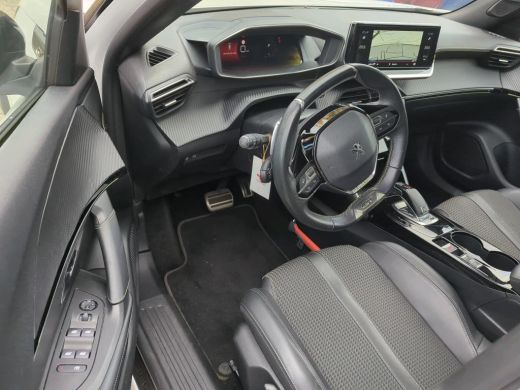 Peugeot 2008 1.2 PureTech GT | Automaat | Navigatie | Camera | Panorama/schuifdak | Full LED | 75.000km | ActivLease financial lease