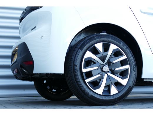 Peugeot 208 1.2 HYBRID 110PK STYLE AUTOMAAT / NAVI / CLIMA / LED / PDC / CRUISECONTROL / I-COCKPIT / 1E EIGEN... ActivLease financial lease