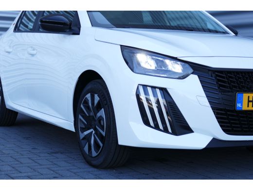 Peugeot 208 1.2 HYBRID 110PK STYLE AUTOMAAT / NAVI / CLIMA / LED / PDC / CRUISECONTROL / I-COCKPIT / 1E EIGEN... ActivLease financial lease