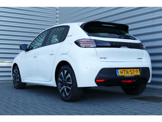 Peugeot 208 1.2 HYBRID 110PK STYLE AUTOMAAT / NAVI / CLIMA / LED / PDC / CRUISECONTROL / I-COCKPIT / 1E EIGEN... ActivLease financial lease