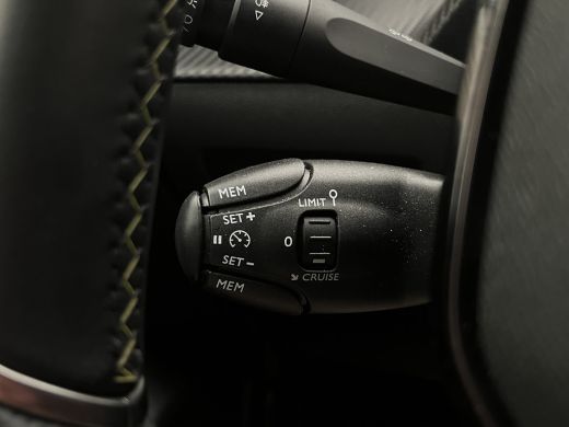 Peugeot 208 1.2 PureTech GT | Apple Carplay/Android Auto|telefoonintegratie premium | Cruise control | Lichtm... ActivLease financial lease