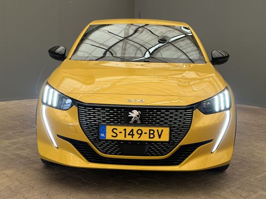 Peugeot 208 1.2 PureTech GT | Apple Carplay/Android Auto|telefoonintegratie premium | Cruise control | Lichtm... ActivLease financial lease