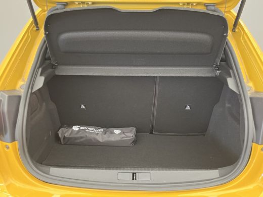 Peugeot 208 1.2 PureTech GT | Apple Carplay/Android Auto|telefoonintegratie premium | Cruise control | Lichtm... ActivLease financial lease