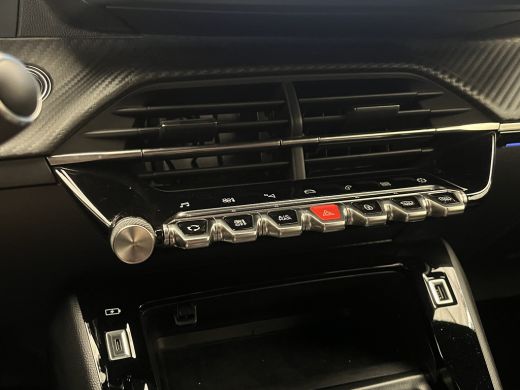 Peugeot 208 1.2 PureTech GT | Apple Carplay/Android Auto|telefoonintegratie premium | Cruise control | Lichtm... ActivLease financial lease