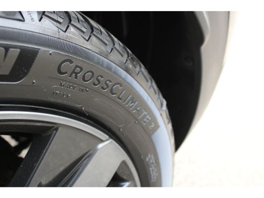 Peugeot 3008 1.6 HYbrid 225 GT Pack Business | Navigatie | Camera voor + achter | Focal | Comfortstoelen | Bla... ActivLease financial lease