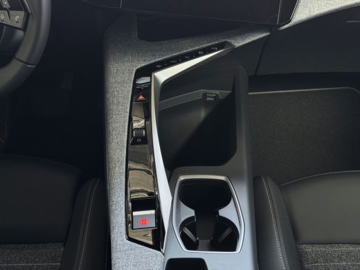 Peugeot 3008 NIEUWE AUTO HYBRID 145e ALLURE AUT. CARPLAY AFN.TREKHAAK NAVI STOELVERW KEYLESS 05/2025 ActivLease financial lease