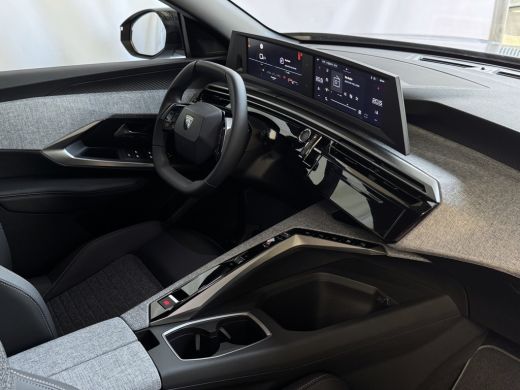 Peugeot 3008 NIEUWE AUTO HYBRID 145e ALLURE AUT. CARPLAY AFN.TREKHAAK NAVI STOELVERW KEYLESS 05/2025 ActivLease financial lease