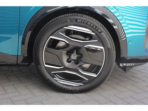 Peugeot e-3008 73KWH GT AVANTAGE 214PK / NAVI / LEDER / CLIMA / FULL-LED / 20" LMV / KEYLESS / WARMTEPOMP / ALCA... ActivLease financial lease