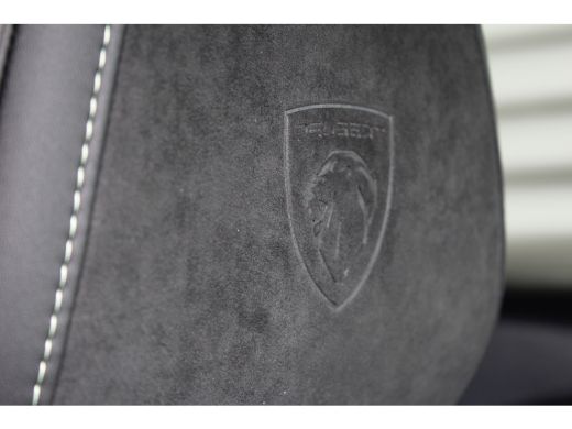 Peugeot e-3008 73KWH GT AVANTAGE 214PK / NAVI / LEDER / CLIMA / FULL-LED / 20" LMV / KEYLESS / WARMTEPOMP / ALCA... ActivLease financial lease