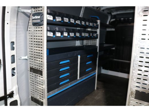 Renault Master 2.3 dCi 135pk L2 H2 Airco Navigatie Imperiaal Inrichting ActivLease financial lease