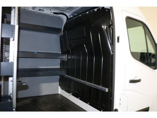 Renault Master 2.3 dCi 135pk L2 H2 Airco Navigatie Imperiaal Inrichting ActivLease financial lease