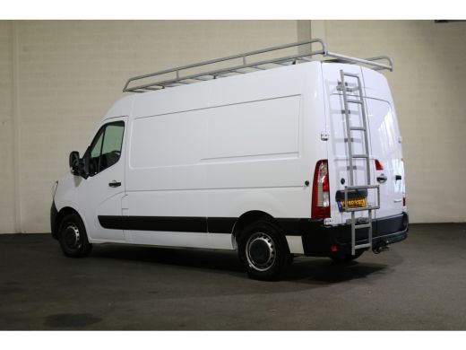 Renault Master 2.3 dCi 135pk L2 H2 Airco Navigatie Imperiaal Inrichting ActivLease financial lease