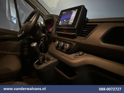 Renault Trafic 2.0 dCi 131pk L2H1 Euro6 Airco | Navigatie | LED | Cruisecontrol | Parkeersensoren Bijrijdersbank... ActivLease financial lease