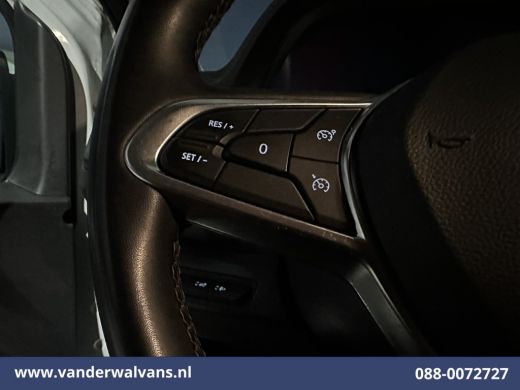 Renault Trafic 2.0 dCi 131pk L2H1 Euro6 Airco | Navigatie | LED | Cruisecontrol | Parkeersensoren Bijrijdersbank... ActivLease financial lease